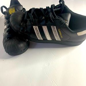 Adidas superstar shoes big girls size 6